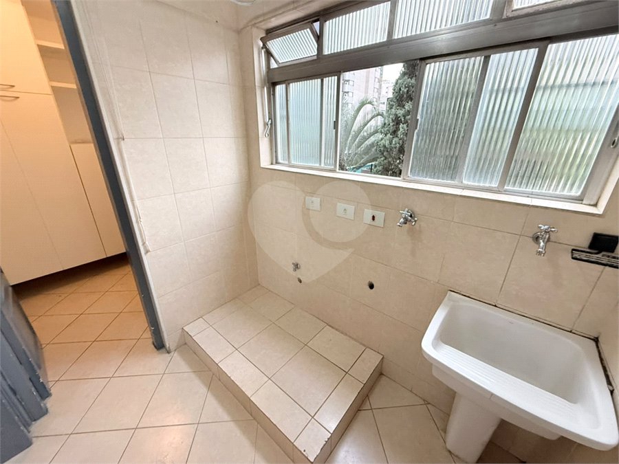 Apartamento à venda com 2 quartos em Vila Olímpia, São Paulo, SP