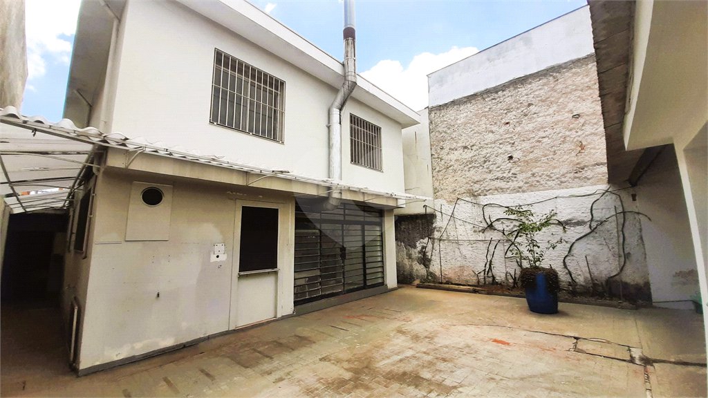 Sobrado à venda com 4 quartos, sendo 2 suítes, em Brooklin Paulista, São Paulo, SP