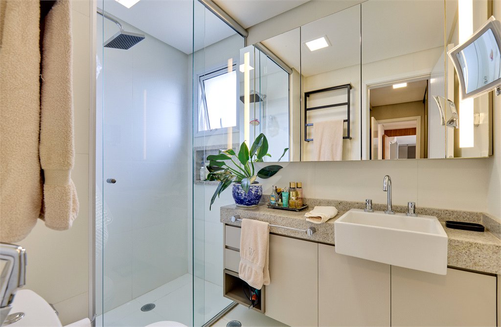 Apartamento à venda com 3 suítes em Brooklin, São Paulo, SP