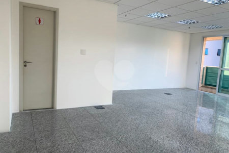 Sala à venda em Vila Guarani (z Sul), São Paulo, SP