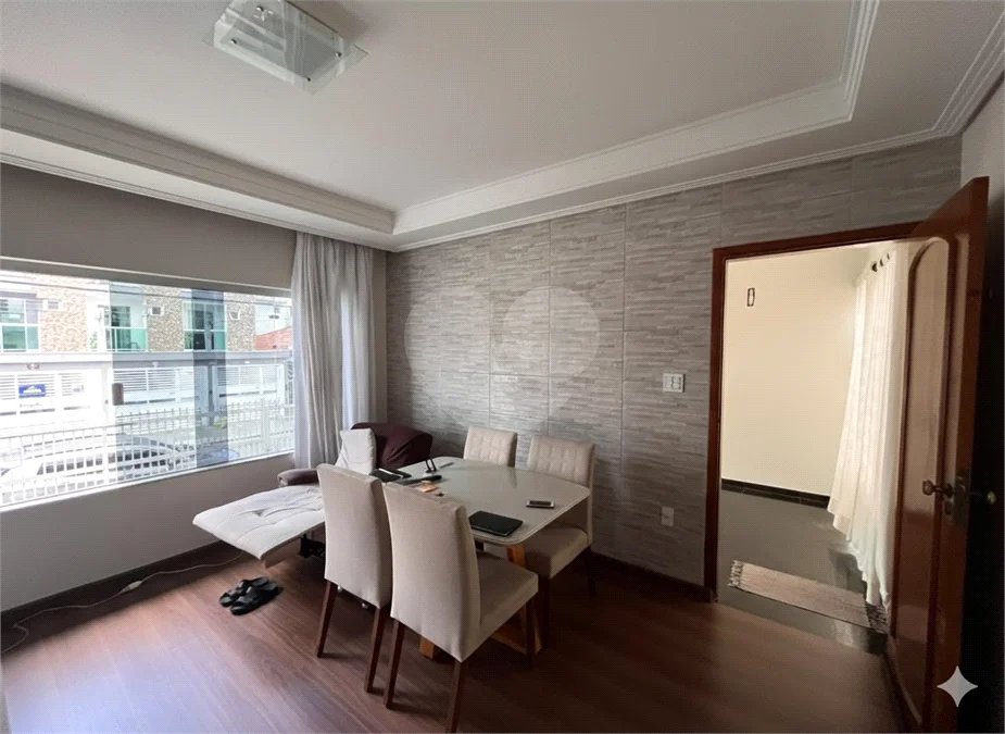 Casa com 367m², 3 dormitórios, 9 vagas, à venda na Vila Santa Teresa - Sto André.