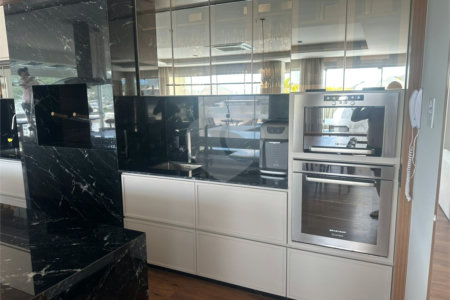 Apartamento à venda ou para alugar com 2 suítes em Itacorubi, Florianópolis, SC