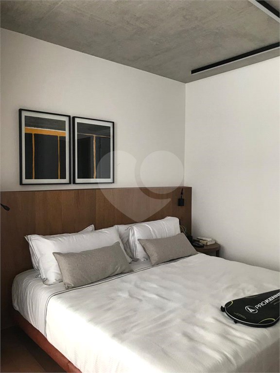 Apartamento à venda com 2 suítes em Vila Nova Conceição, São Paulo, SP