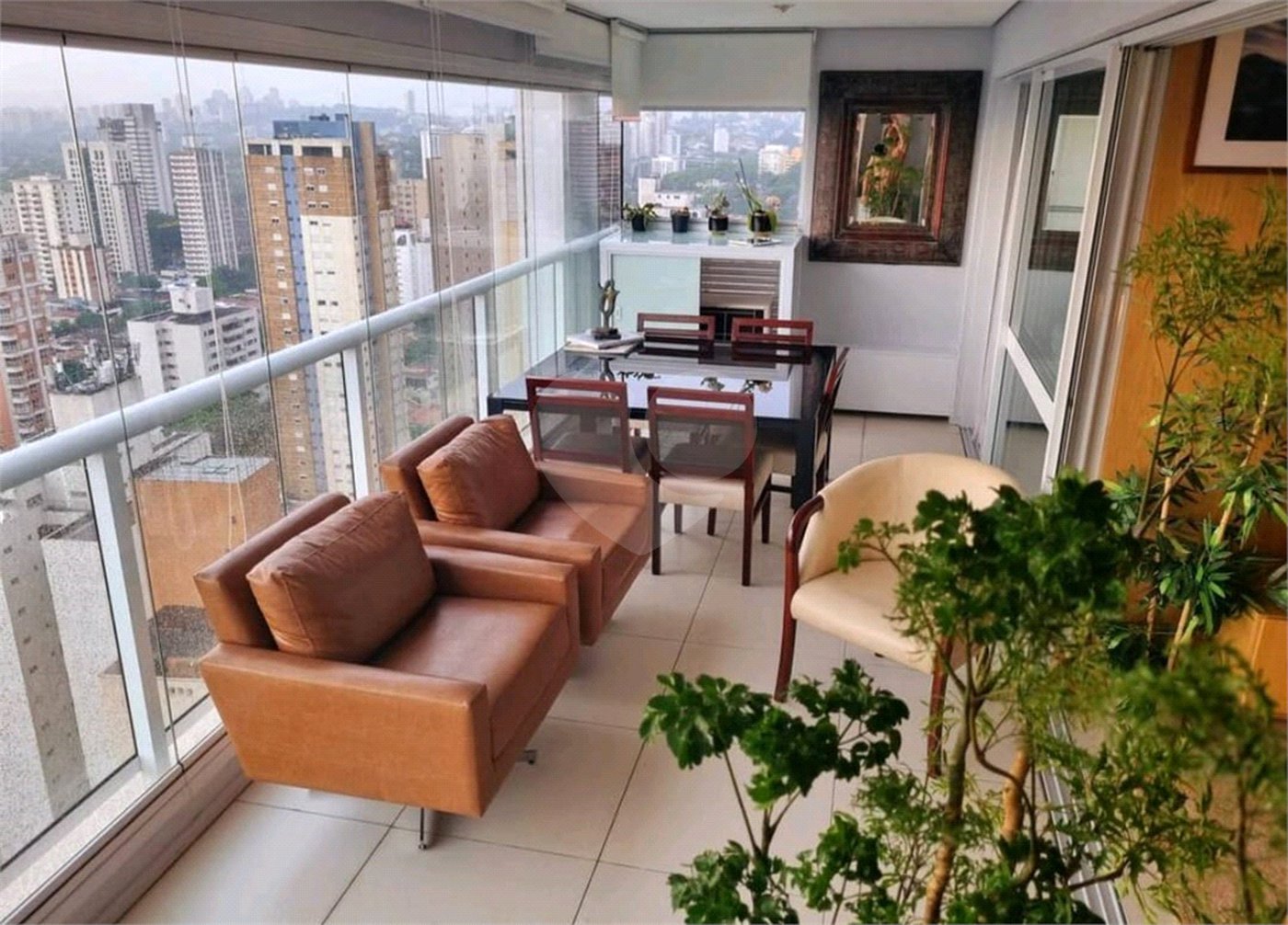 Apartamento à venda com 2 quartos, sendo 1 suíte, em Pinheiros, São Paulo, SP