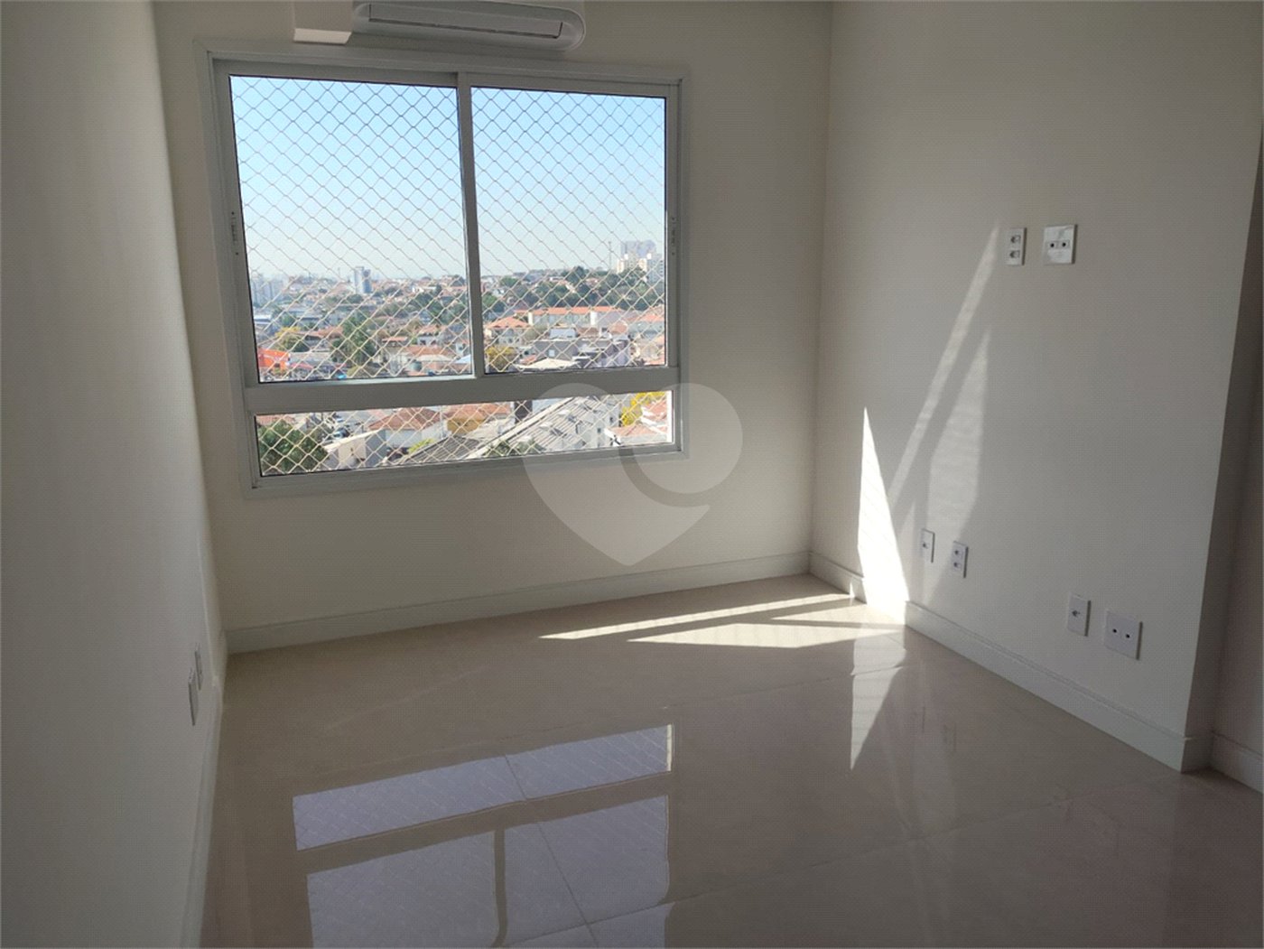 Apartamento à venda com 2 quartos, sendo 1 suíte,  em Vila Nova Mazzei, São Paulo, SP