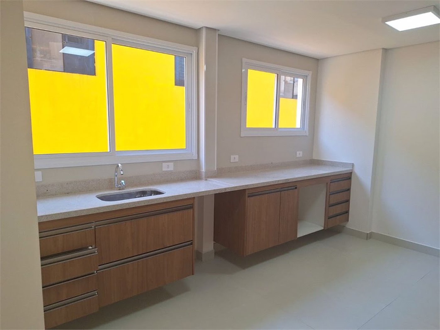 Apartamento com 2 Dormitórios à Venda, 82 M² por R$ 645.000 – Gonzaga – Santos/Sp