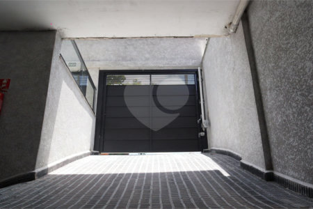 Casa à venda com 2 suítes no condomínio Residencial Paranaguá, São Paulo - SP