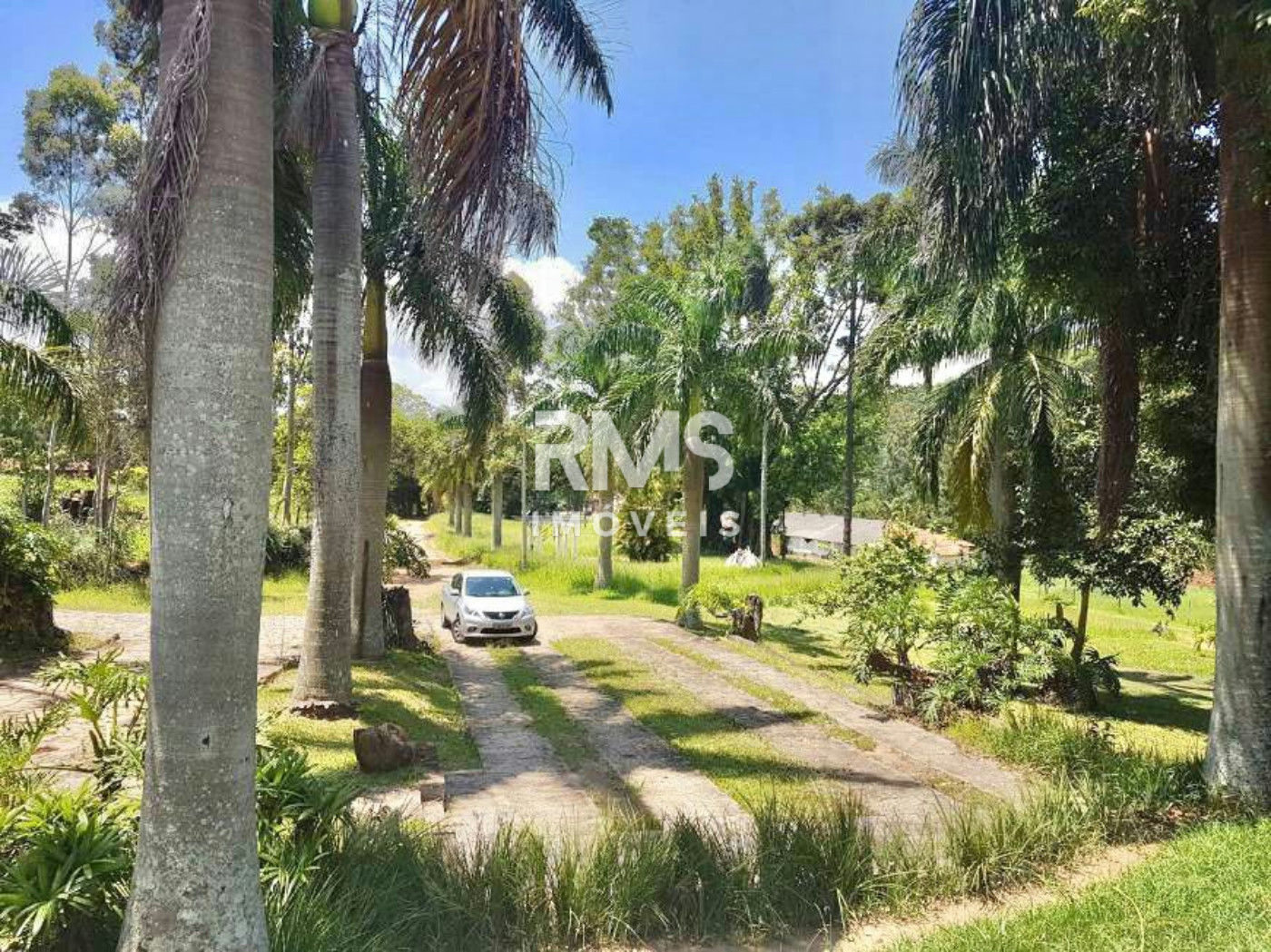 Chácara à venda ou para alugar com 8 quartos em Bairro Aguas do Cururu, Cabreúva, SP