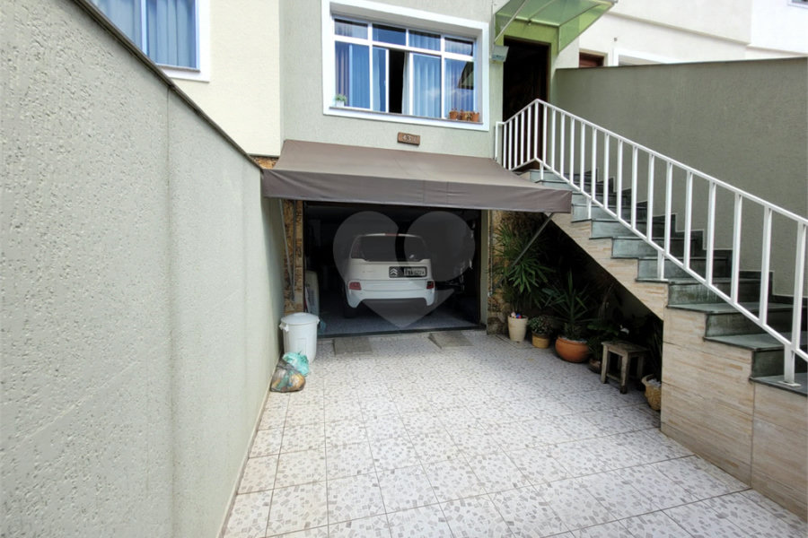 Sobrado à venda com 2 quartos em Vila Nivi, São Paulo, SP