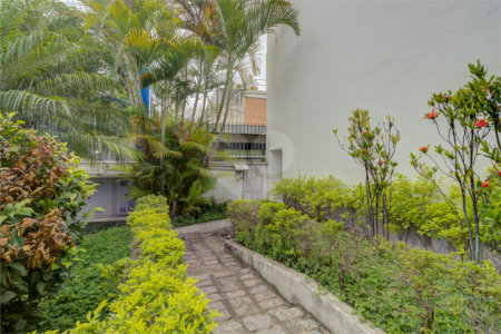 Sobrado à venda ou para alugar com 1 quarto em Chácara Santo Antônio (zona Sul), São Paulo, SP