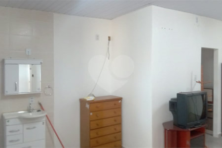 Casa à venda com 3 quartos, sendo 1 suíte, em Vila Medeiros, São Paulo, SP