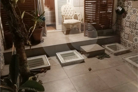 Sobrado à venda com 2 quartos em Vila Gumercindo, São Paulo, SP