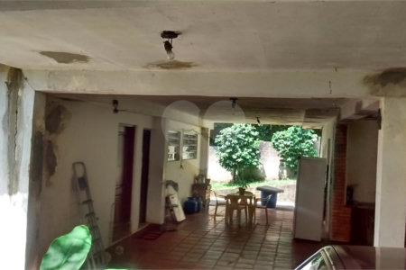 Casa à venda com 3 quartos, sendo 1 suíte,  em Eldorado, São Paulo, SP