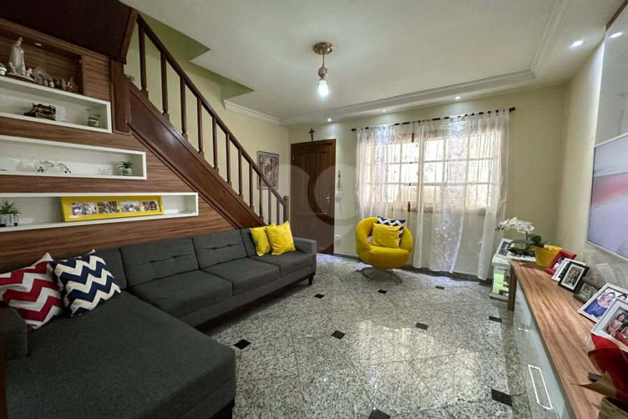 Sobrado à venda com 2 quartos em Vila Constança, São Paulo, SP