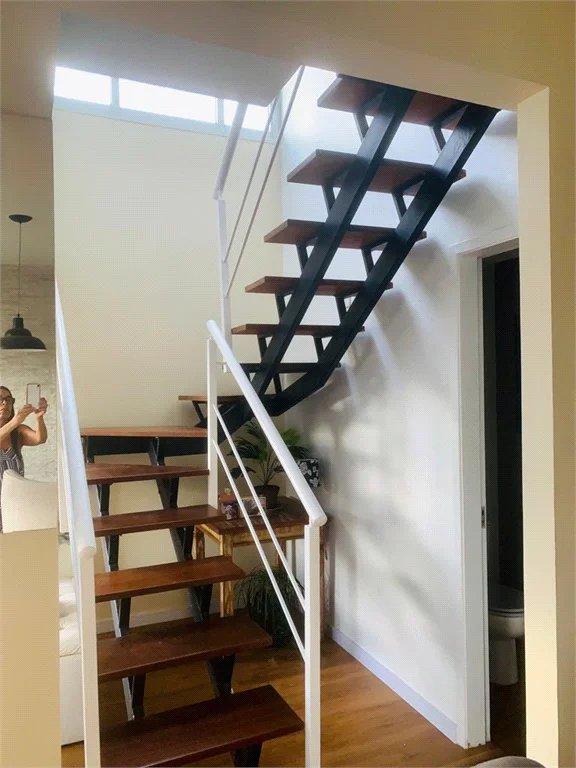 Apartamento à venda ou para alugar com 3 quartos, sendo 2 suítes,  em Vila Suzana, São Paulo, SP
