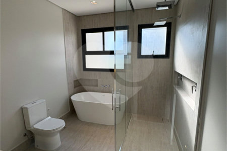 Casa à venda com 4 suítes no condomínio Villa Borghese, Indaiatuba - SP