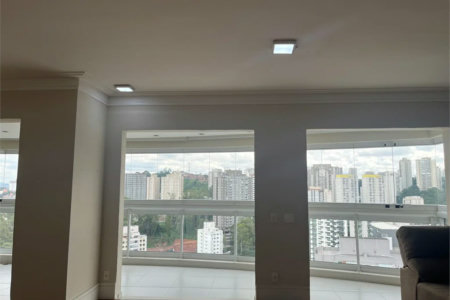 Apartamento à venda com 3 suítes em Vila Andrade, São Paulo, SP