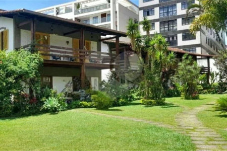 Casa à venda com 3 quartos, sendo 1 suíte,  em Corta Vento, Teresópolis, RJ