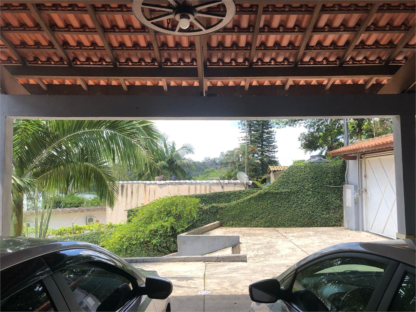 Casa à venda com 3 suítes em Dos Finco, São Bernardo do Campo, SP