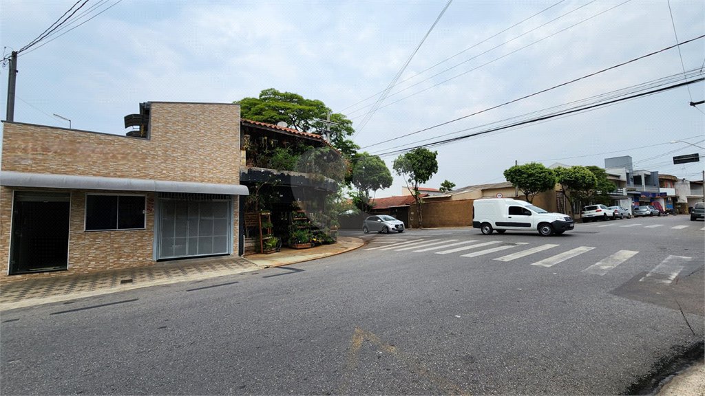 Sobrado à venda com 2 quartos em Jardim das Nações, Salto, SP