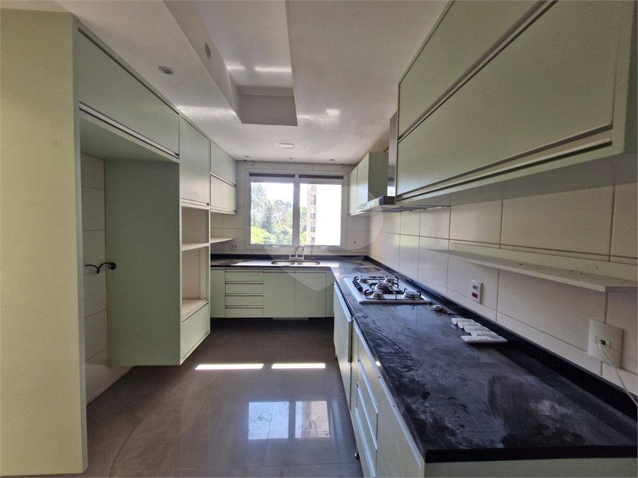 Apartamento para alugar com 3 suítes em Santana, São Paulo, SP