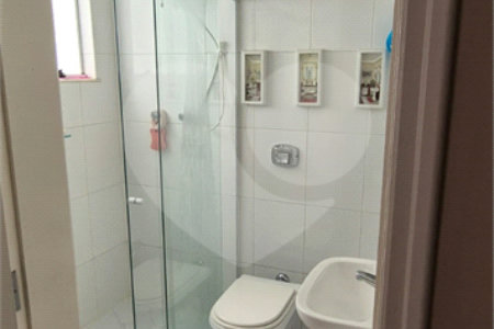Casa à venda com 5 quartos, sendo 4 suítes, no condomínio Residencial Vilazul, Sorocaba - SP