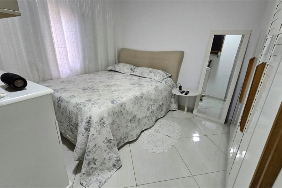 Casa à venda com 2 quartos, sendo 1 suíte,  em Vila Bonilha, São Paulo, SP