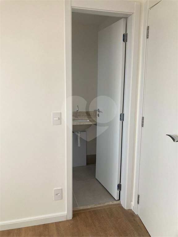 Apartamento à venda com 2 quartos, sendo 1 suíte,  em Vila Dom Pedro I, São Paulo, SP