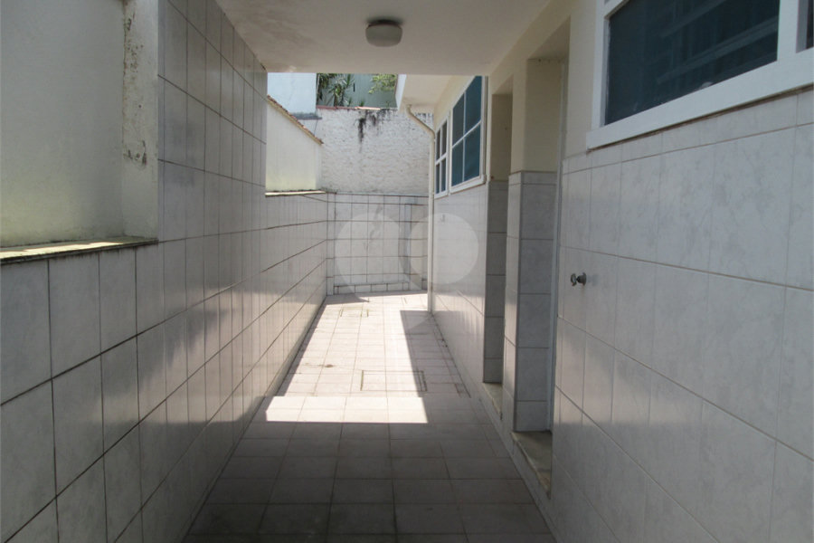 Sobrado à venda com 3 quartos em Horto, São Paulo, SP