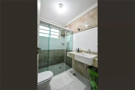 Sobrado à venda com 3 quartos, sendo 1 suíte, em Brooklin Paulista, São Paulo, SP