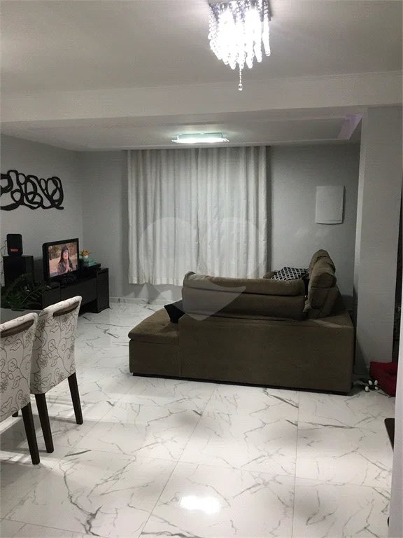 Casa à venda com 4 quartos, sendo 1 suíte, em Minas de Inhandjara, Itupeva, SP
