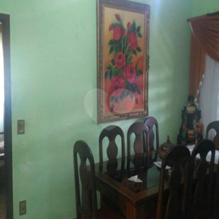 Casa à venda com 3 quartos no Centro, Vinhedo, SP