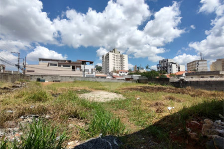 Terreno à venda em Vila Mazzei, São Paulo, SP