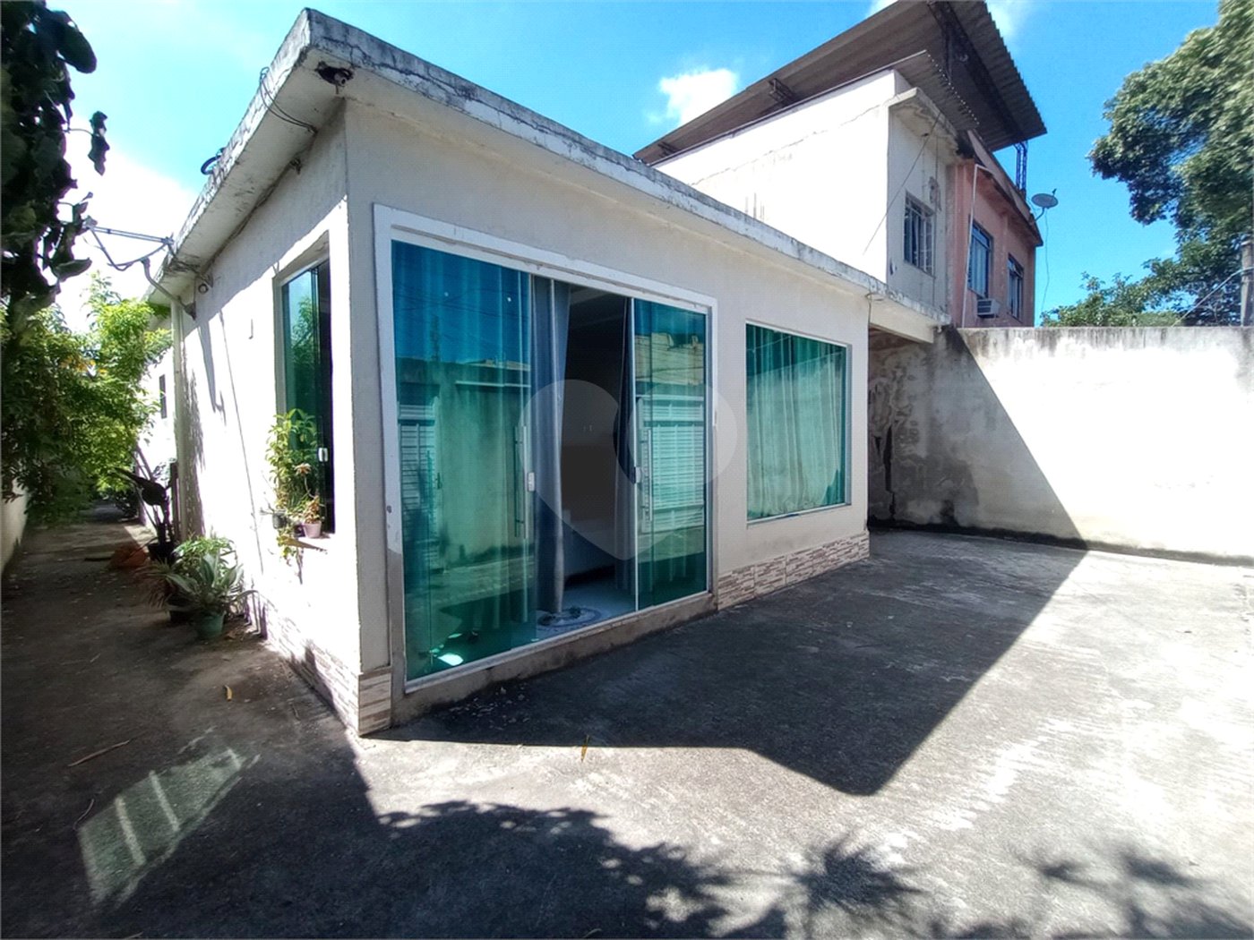 Casa à venda com 2 quartos, sendo 1 suíte, em Cosmos, Rio de Janeiro, RJ