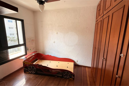 Apartamento à venda com 3 quartos, sendo 1 suíte, em Vila Andrade, São Paulo, SP