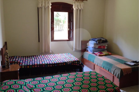 Sítio à venda com 4 quartos no Centro, Araçoiaba da Serra, SP
