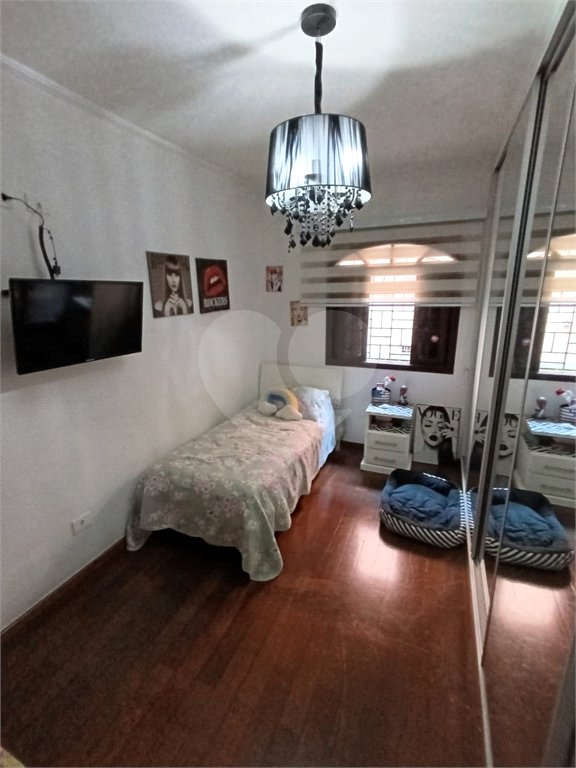 Sobrado à venda com 4 quartos, sendo 1 suíte, em Jaçanã, São Paulo, SP