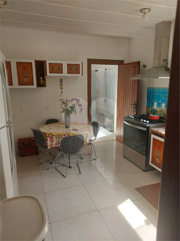 Casa à venda com 3 quartos, sendo 1 suíte, em Jardim Leonor, São Paulo, SP