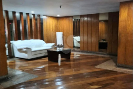 Apartamento à venda com 1 quarto em Grajaú, Rio de Janeiro, RJ
