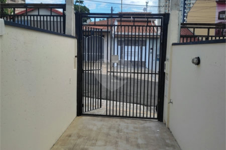 Sobrado à venda ou para alugar com 2 suítes em Jardim Nely, Indaiatuba, SP