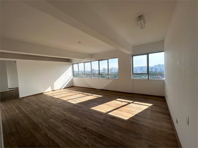 Apartamento à venda com 1 suíte em Granja Julieta, São Paulo, SP