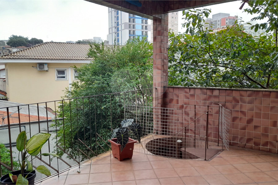 Sobrado à venda com 3 quartos, sendo 2 suítes, em Santana, São Paulo, SP
