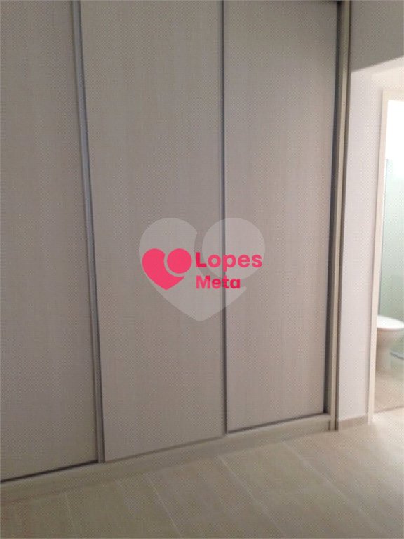 Apartamento para alugar com 2 quartos, sendo 1 suíte, em Parque Residencial Aquarius, São José dos Campos, SP