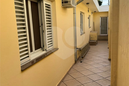 Casa à venda com 4 quartos, sendo 1 suíte, em Vila Henrique, Salto, SP