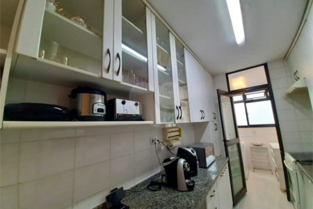 Apartamento para alugar com 3 quartos, sendo 1 suíte, em Vila Olímpia, São Paulo, SP