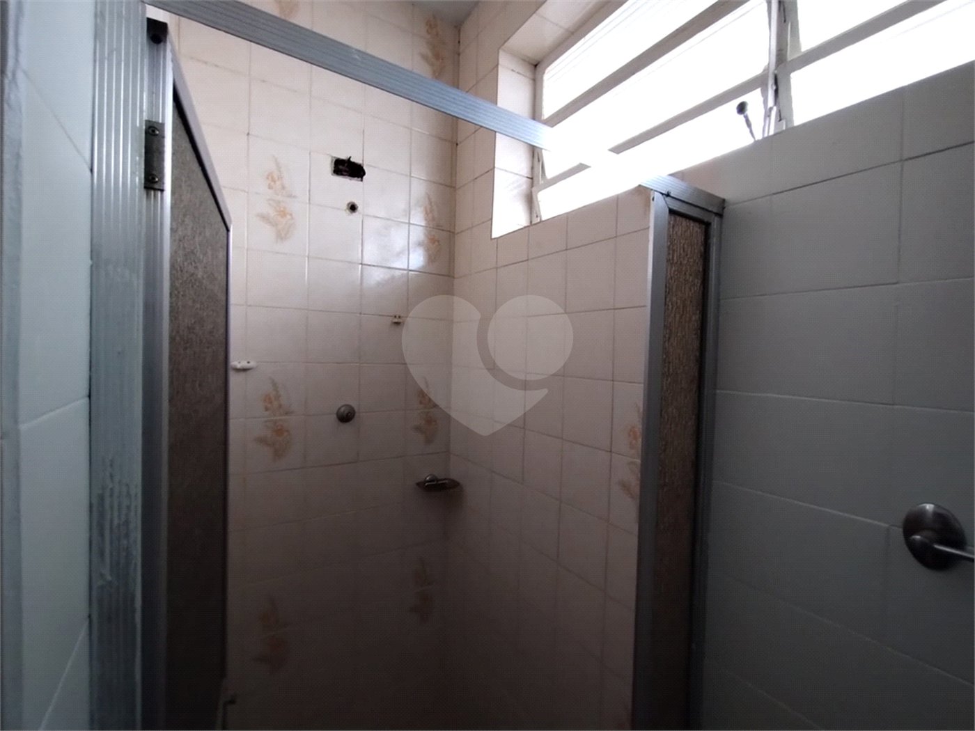 Casa à venda ou para alugar com 4 quartos, sendo 3 suítes,  no Centro, Itapetininga, SP