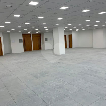 Sala à venda em Várzea de Baixo, São Paulo, SP