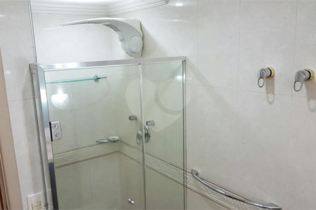 Apartamento à venda com 3 quartos, sendo 1 suíte, em Alto da Lapa, São Paulo, SP