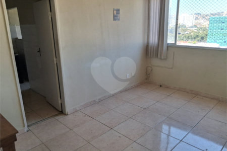 Apartamento à venda com 2 quartos em Praça da Bandeira, Rio de Janeiro, RJ