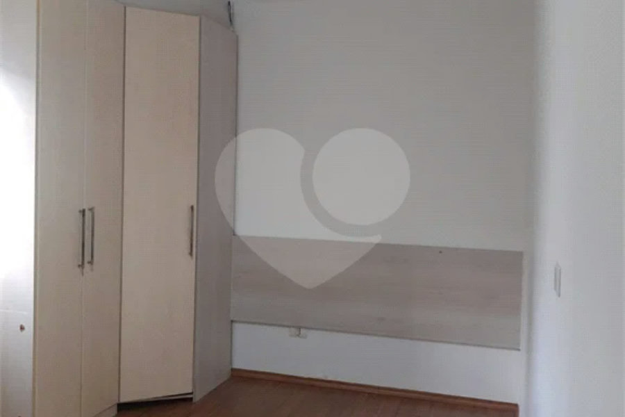 Casa à venda com 3 quartos, sendo 1 suíte, em Horto, São Paulo, SP